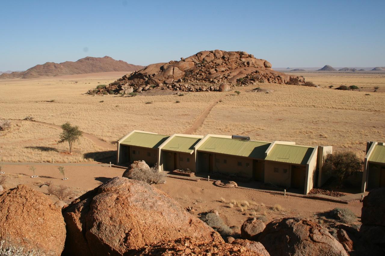 Namib Naukluft Lodge Солътер Екстериор снимка
